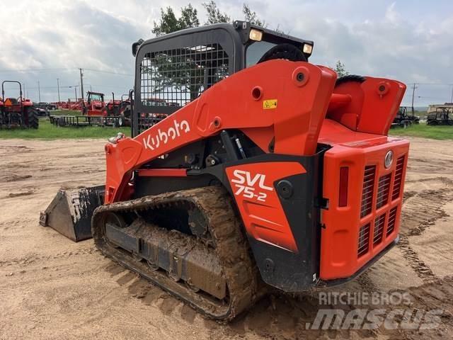 Kubota SVL75-2 滑移轉向裝載機