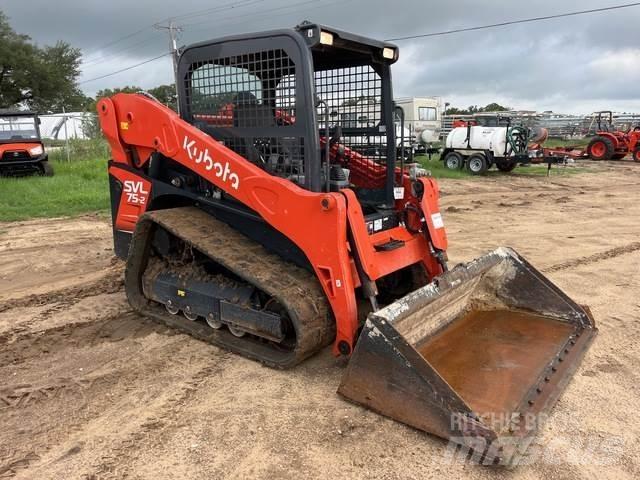 Kubota SVL75-2 滑移轉向裝載機