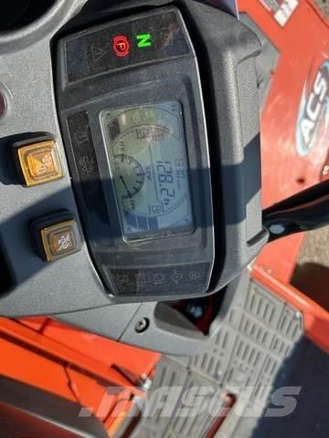 Kubota ZD1511 其他
