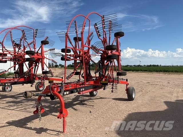 Kuhn GA7501+ 耙與翻草機