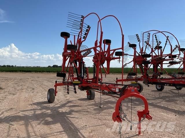 Kuhn GA7501+ 耙與翻草機