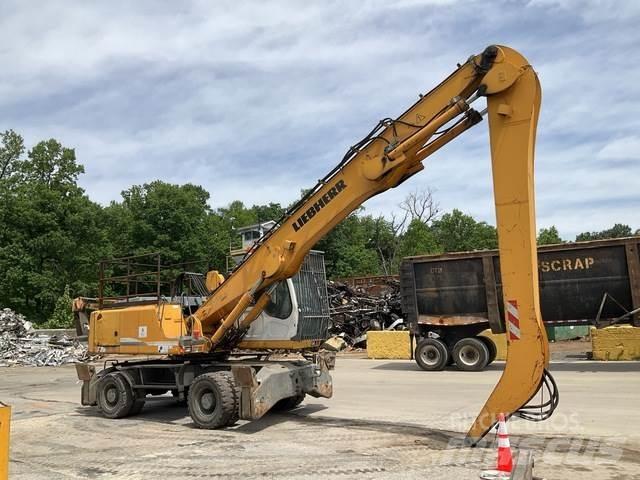 Liebherr A924C 廢棄物/工業用操作車