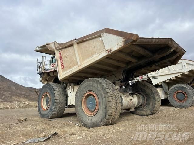 Liebherr T282B 鉸接式起吊車