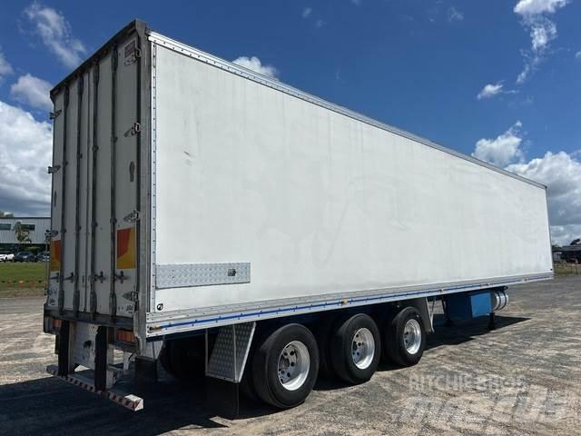 Lucar  控溫式半拖車