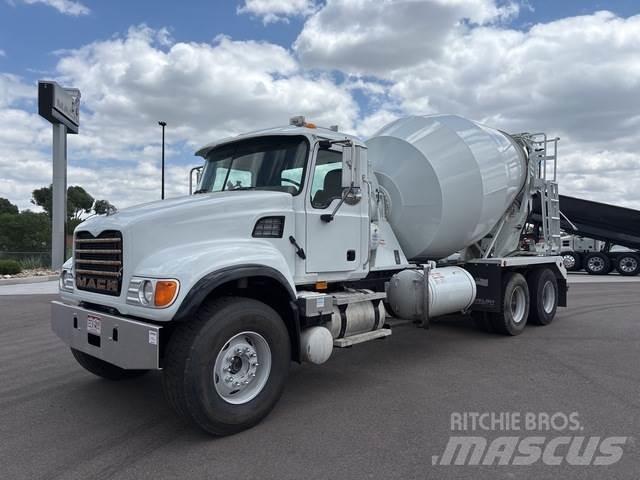 Mack  其他貨車