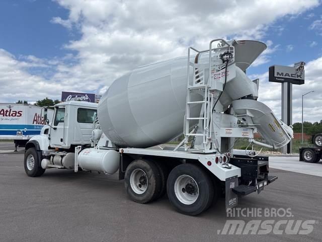 Mack  其他貨車