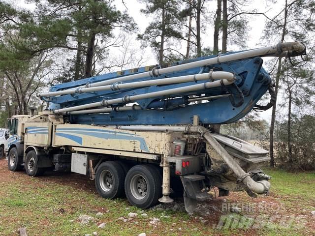 Mack 47M 混凝土泵浦