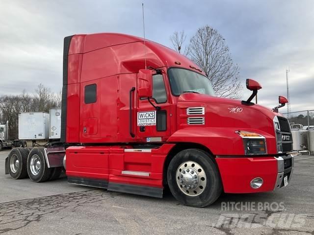 Mack AN64T 曳引機組件