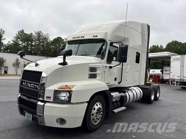 Mack AN64T 曳引機組件