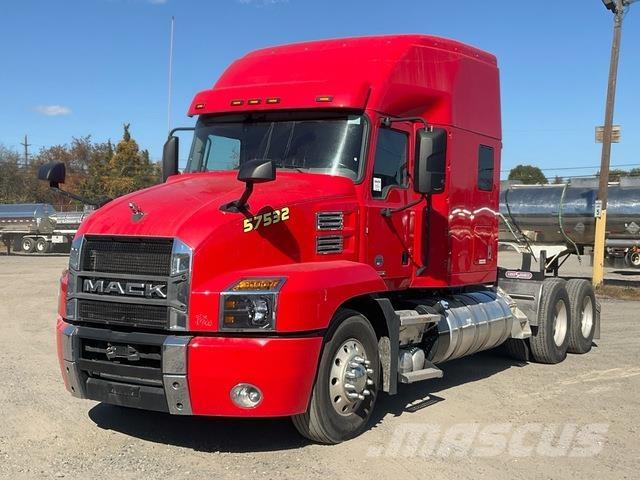 Mack AN64T 曳引機組件