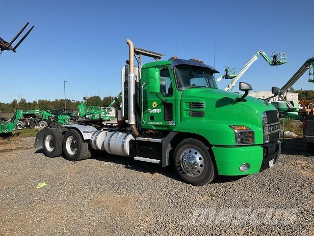 Mack Anthem 曳引機組件