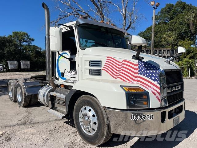 Mack Anthem 曳引機組件