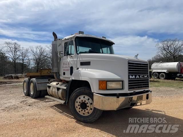 Mack CH613 曳引機組件
