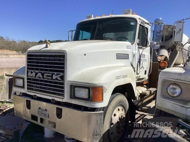 Mack CH613 曳引機組件