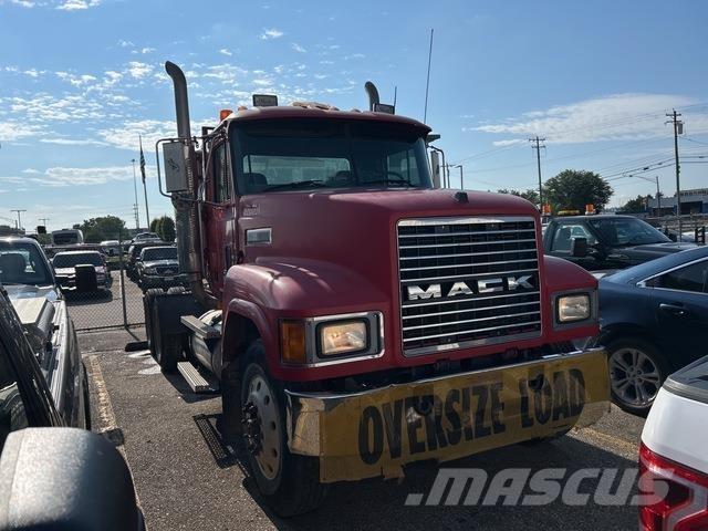 Mack CH613 曳引機組件