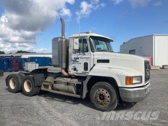 Mack CH613 曳引機組件