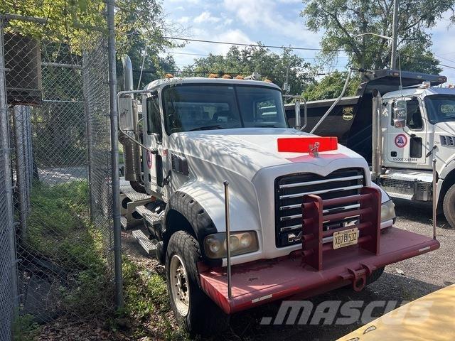 Mack CTP713 曳引機組件