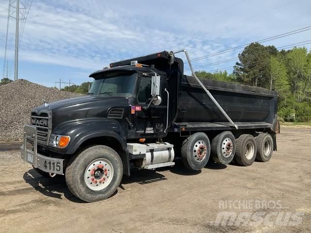 Mack CV713 傾卸式卡車