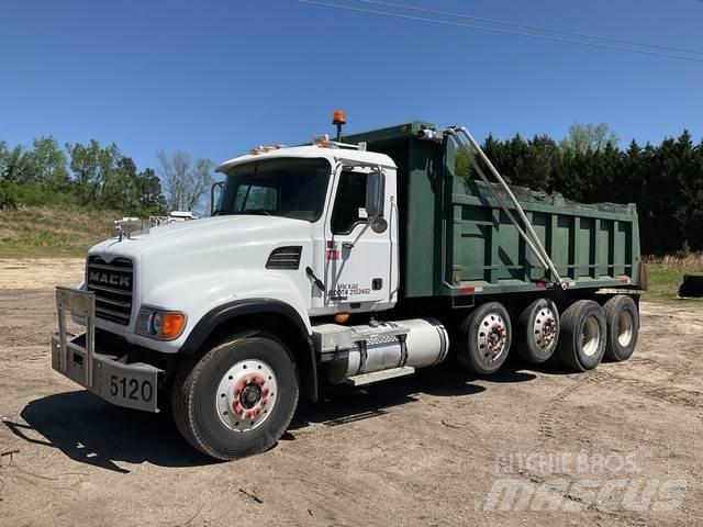 Mack CV713 傾卸式卡車