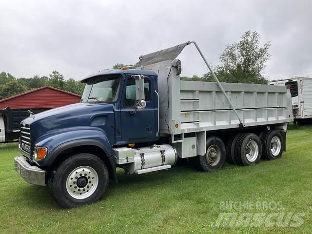 Mack CV713 傾卸式卡車