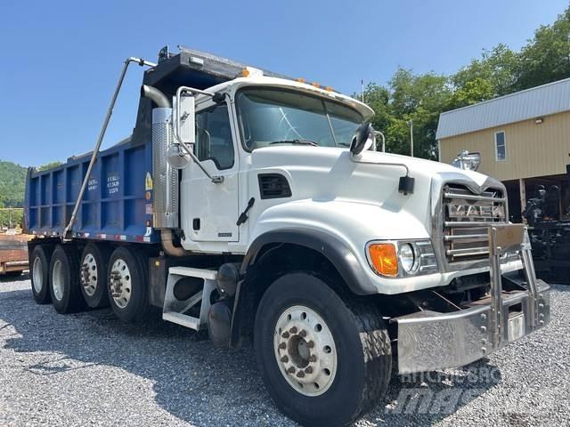 Mack CV713 傾卸式卡車