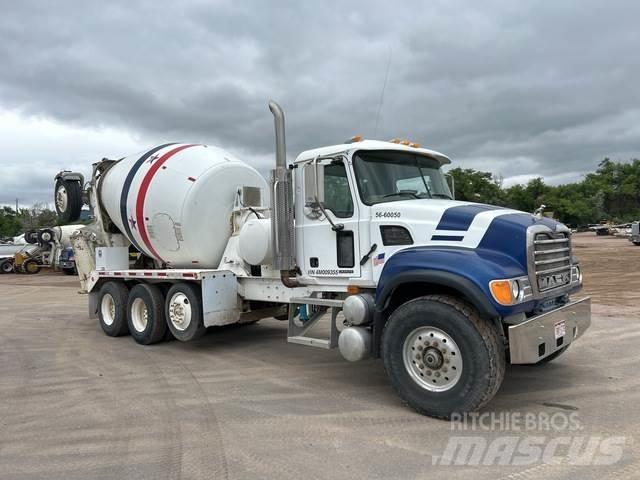 Mack CV713 其他貨車