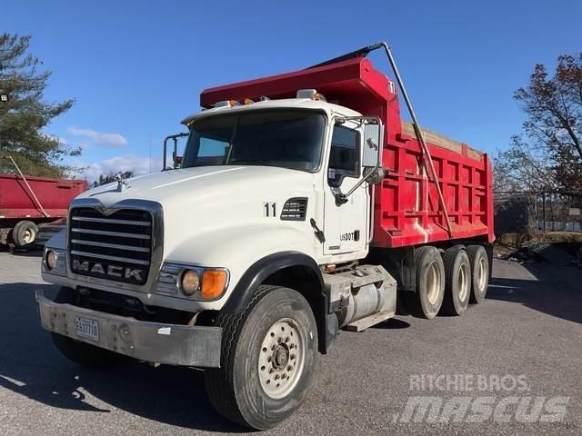 Mack CV713 傾卸式卡車