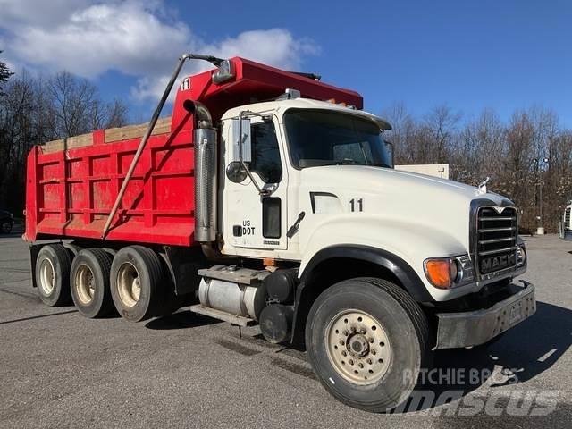 Mack CV713 傾卸式卡車