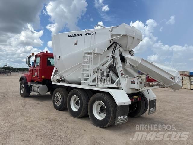 Mack CV713 其他貨車