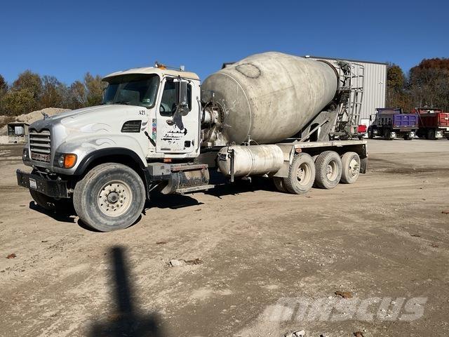 Mack CV713 其他貨車