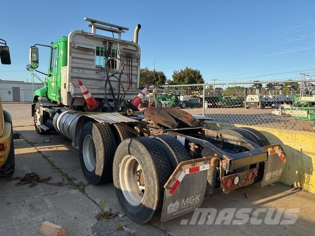 Mack CXU613 曳引機組件