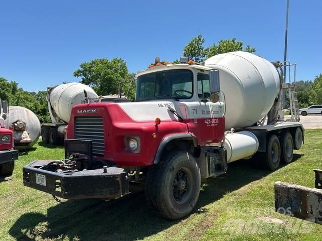Mack DM600GK 其他貨車