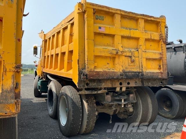 Mack DM686SX 傾卸式卡車