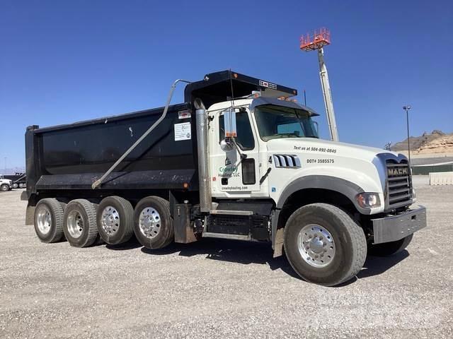 Mack GR104F 傾卸式卡車