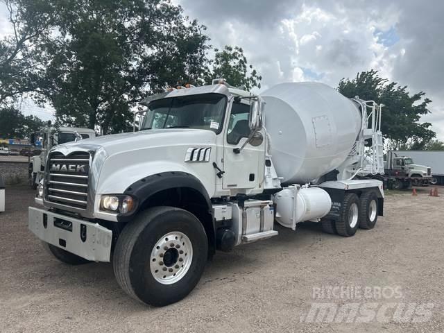 Mack GR64F 其他貨車