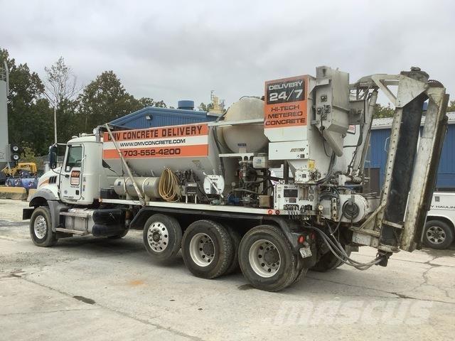 Mack Granite 混凝土車