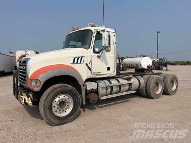 Mack GU713 曳引機組件