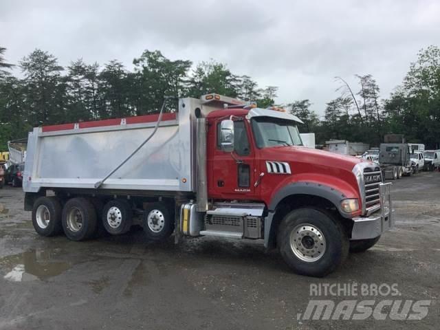 Mack GU713 傾卸式卡車