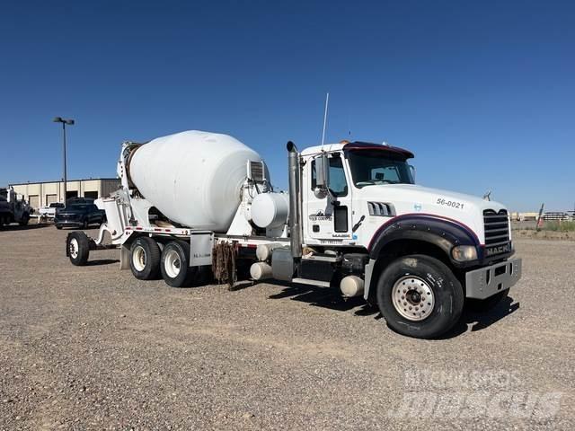 Mack GU713 其他貨車