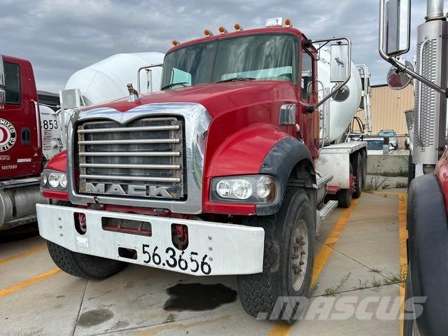 Mack GU713 其他貨車
