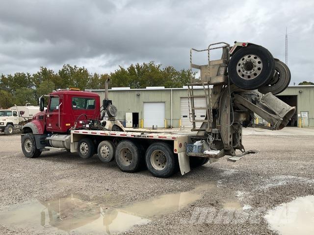 Mack GU713 其他貨車