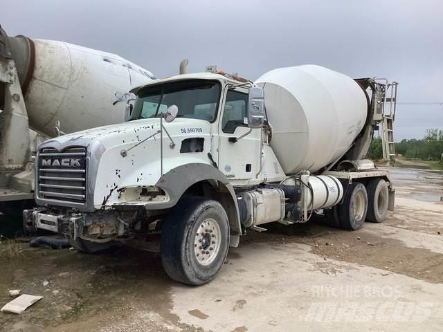 Mack GU813 其他貨車