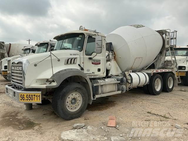 Mack GU813 其他貨車