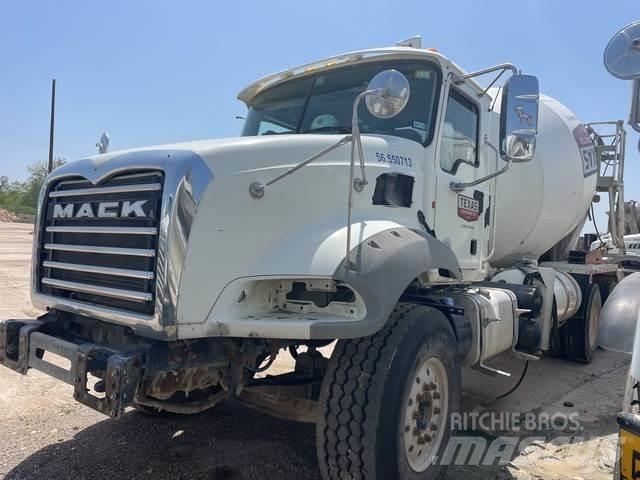Mack GU813 其他貨車