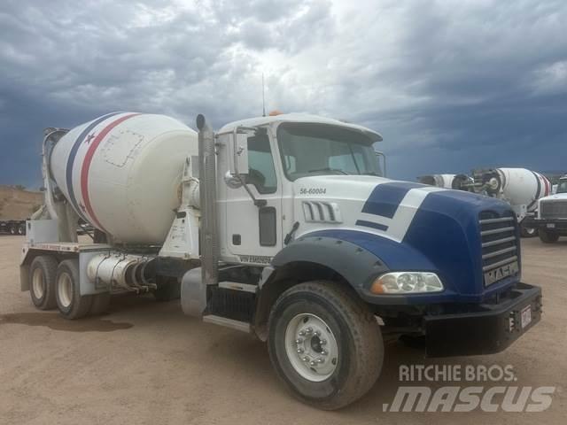 Mack GU813 其他貨車