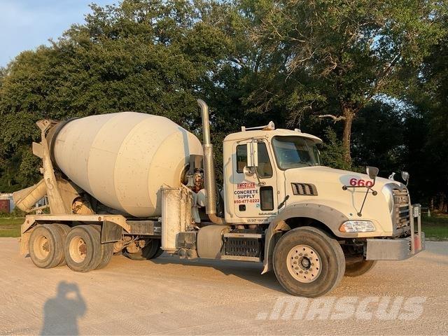 Mack GU813 其他貨車