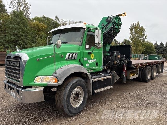 Mack GU813 其他貨車