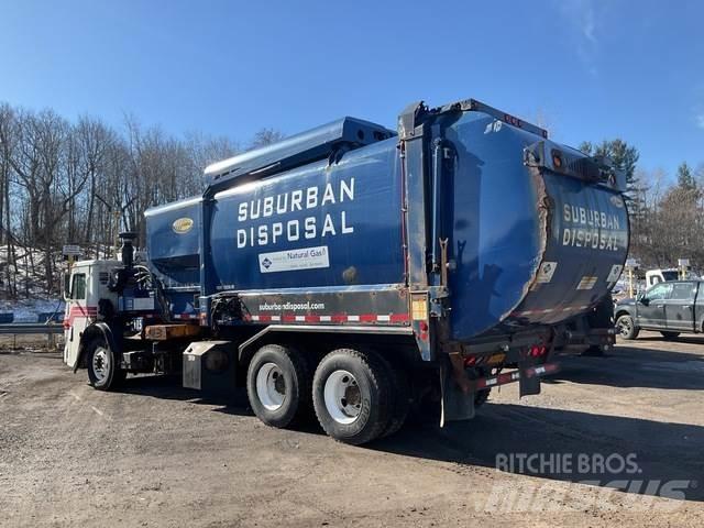 Mack LEU633 垃圾車