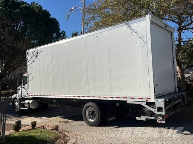 Mack MD 貨箱式卡車