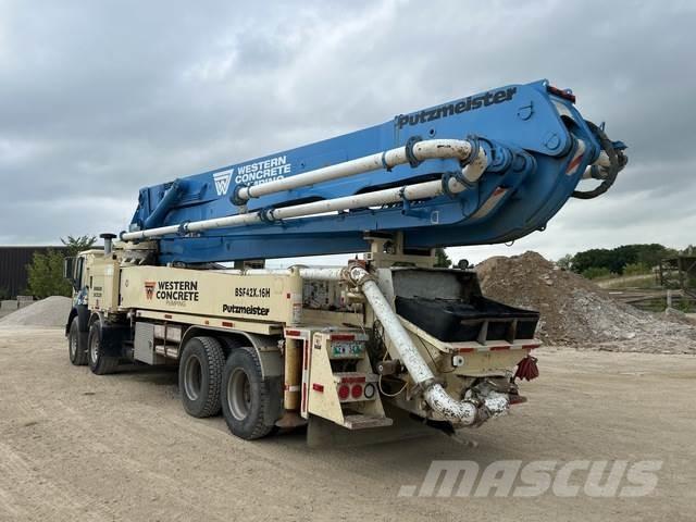 Mack MR 混凝土泵浦